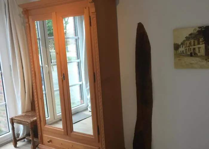 Unter Eichen Uplengen